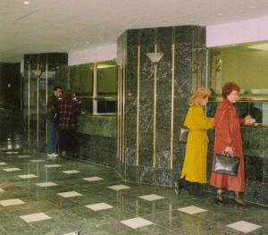 Statul amână din nou posibilitatea denunţării clauzelor abuzive, inclusiv din credite